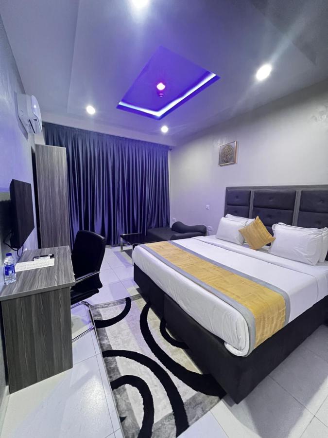 De Rigg Place Embassy Lagos Exterior photo